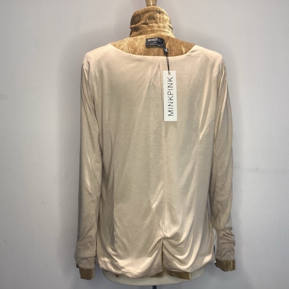 Mink Pink Arianna gold cut velvet one button, two pocket lined, blazer Med NWT - Picture 10 of 16